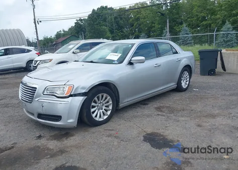 2012 Chrysler 300 из США, поврежденный, VIN 2C3CCAAG9CH142468